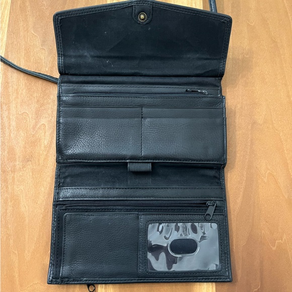 Fossil Leather Cross Body Bag - Picture 3 of 9